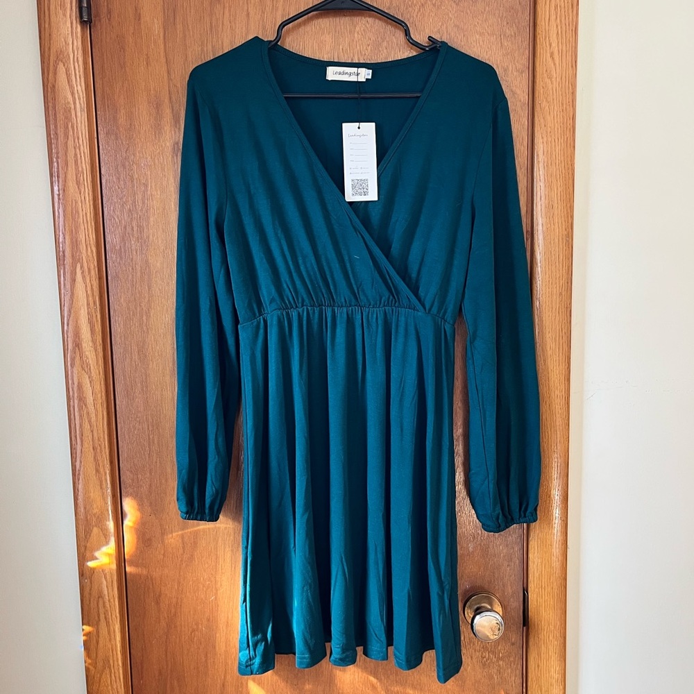 Long sleeve green dress